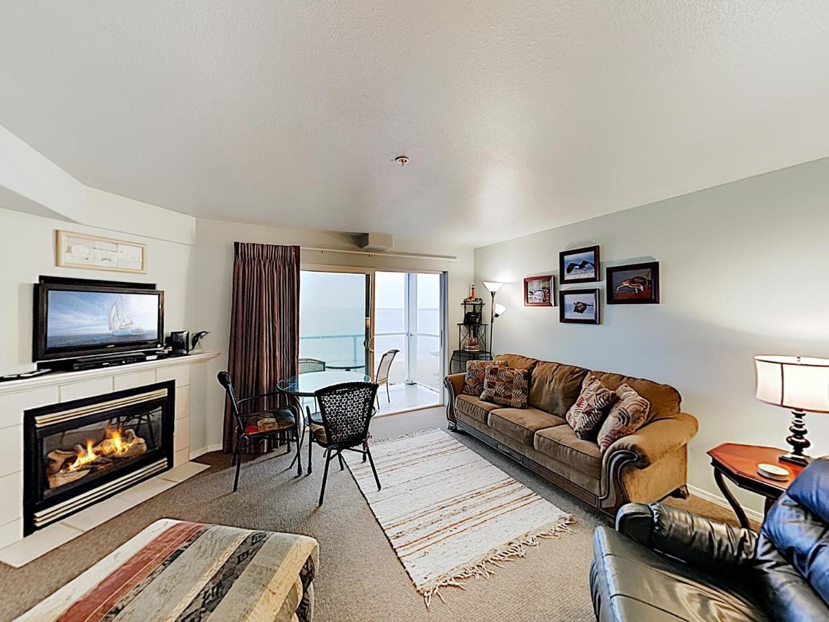 New Listing! Bay-View Beauty With Private Balcony Condo Lincoln City Eksteriør bilde