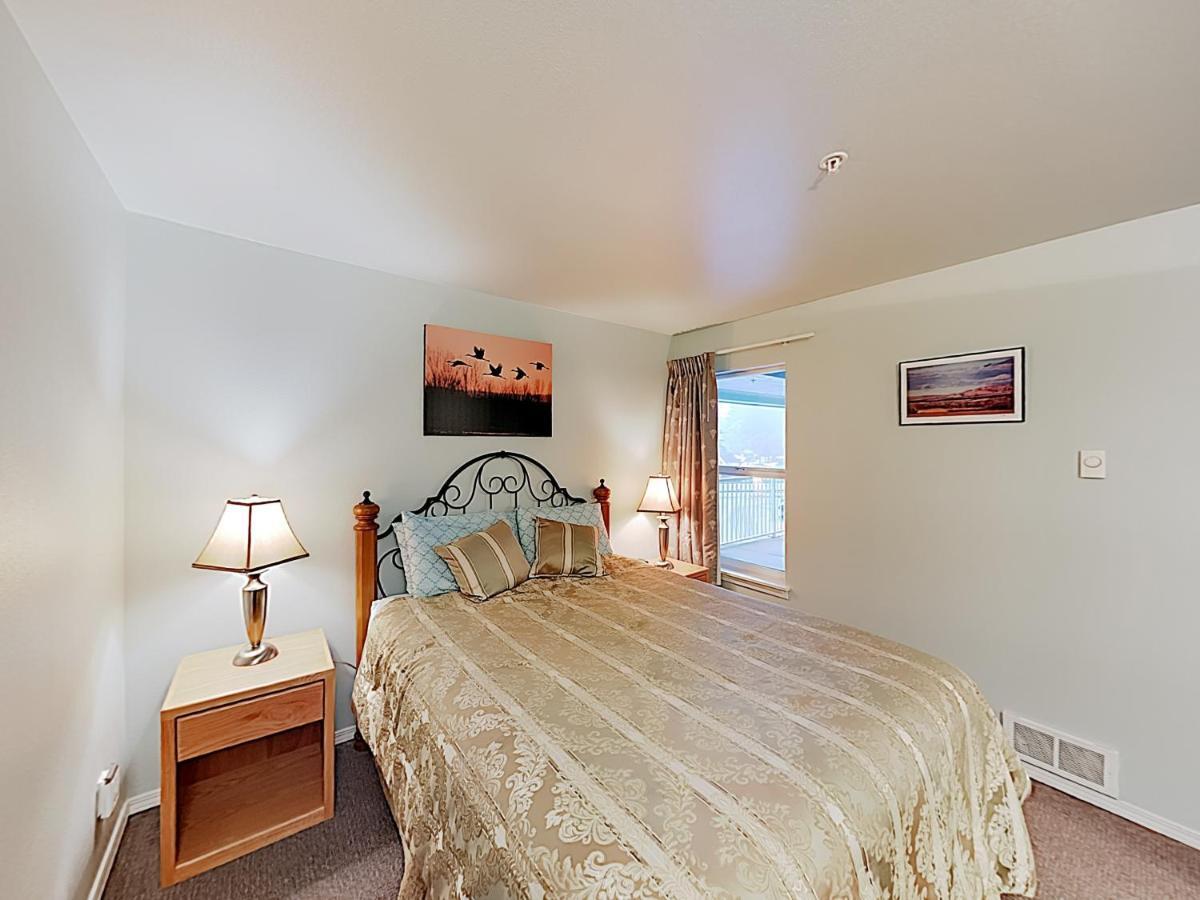 New Listing! Bay-View Beauty With Private Balcony Condo Lincoln City Eksteriør bilde